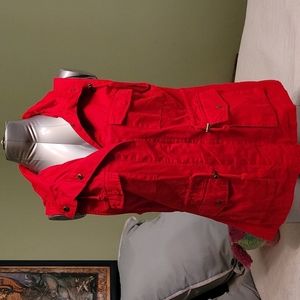 Women's red vest large